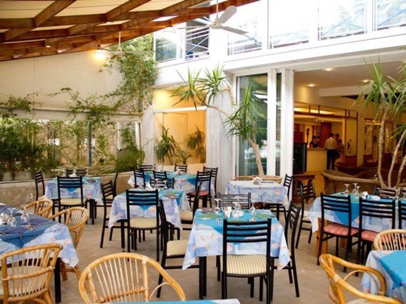 Dolfin Otel Tolón Dış mekan fotoğraf