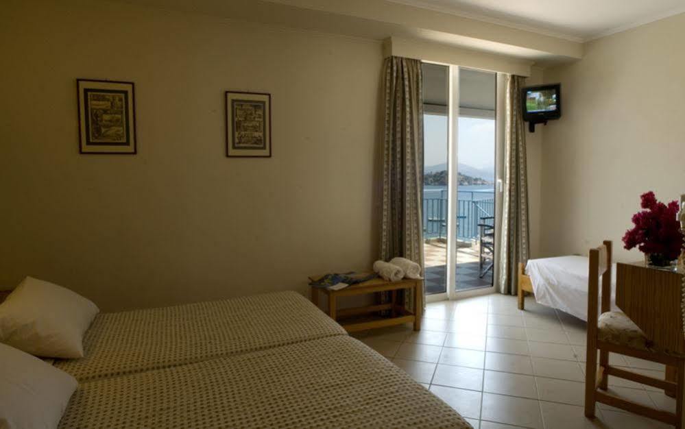 Dolfin Otel Tolón Dış mekan fotoğraf