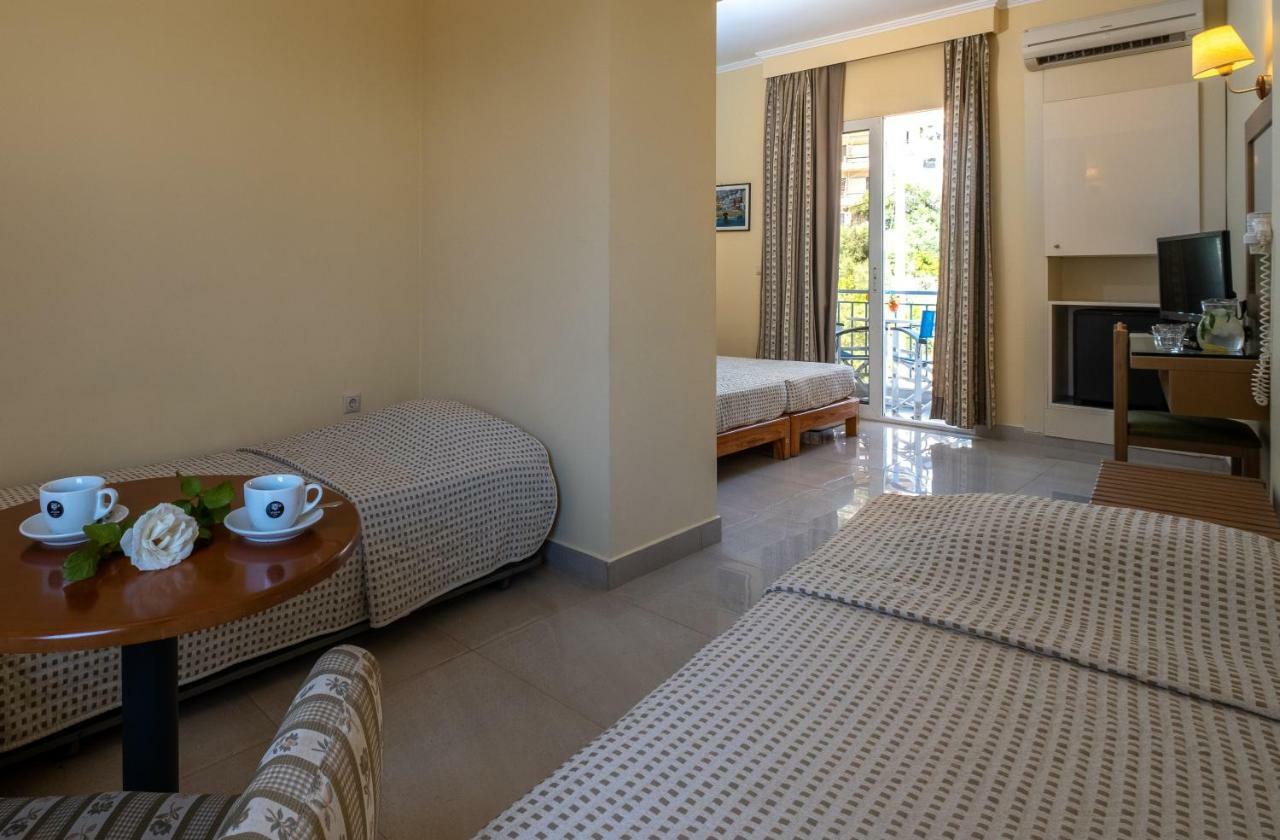 Dolfin Otel Tolón Dış mekan fotoğraf